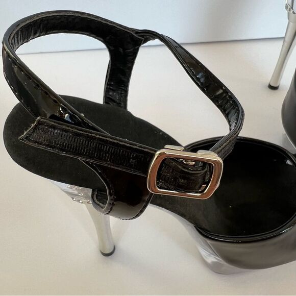 Lapdance Black Patent Leather Strappy Clear Platform Heel - Picture 8 of 10